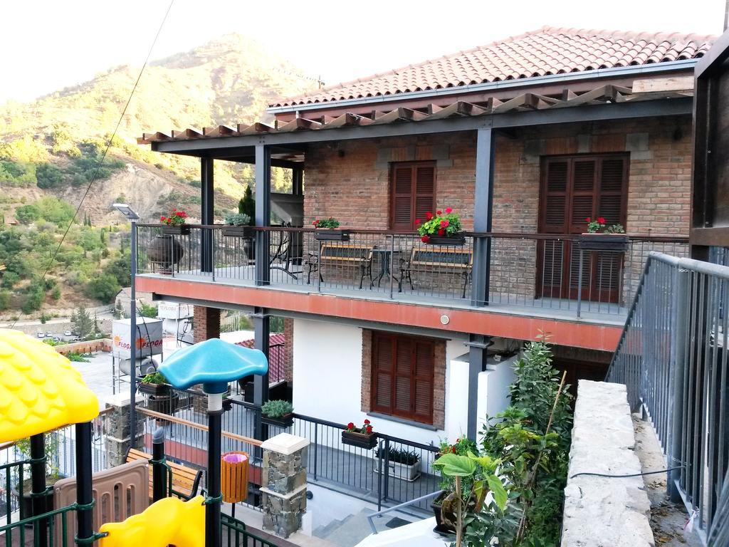Archontiko I Misirlou Guest House กาโลปานาโยติส ภายนอก รูปภาพ
