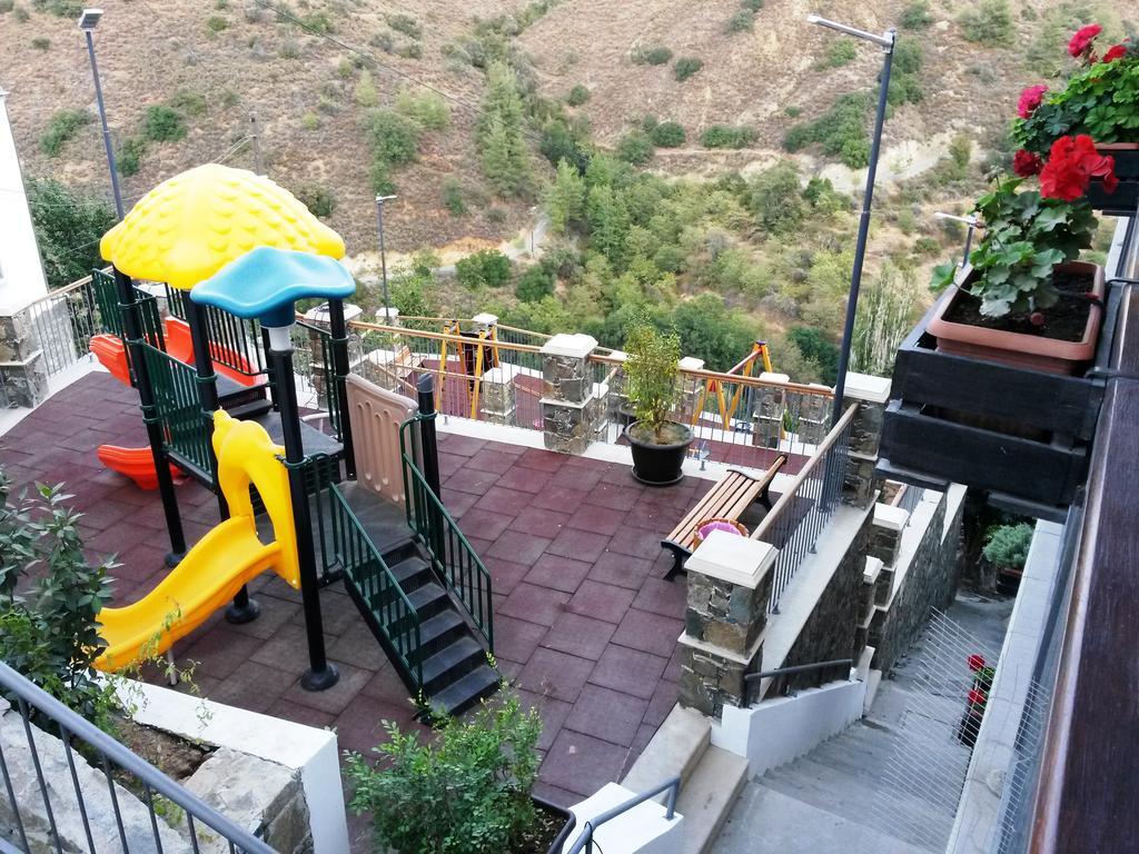 Archontiko I Misirlou Guest House กาโลปานาโยติส ภายนอก รูปภาพ