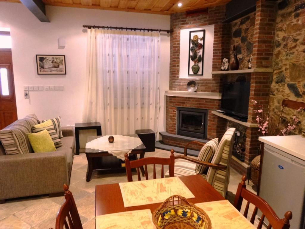 Archontiko I Misirlou Guest House กาโลปานาโยติส ห้อง รูปภาพ